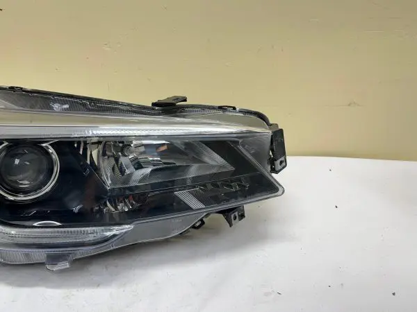 2018 2019 SUBARU LEGACY OUTBACK HALOGEN LED FRONT RIGHT OEM HEADLIGHT - Image 2
