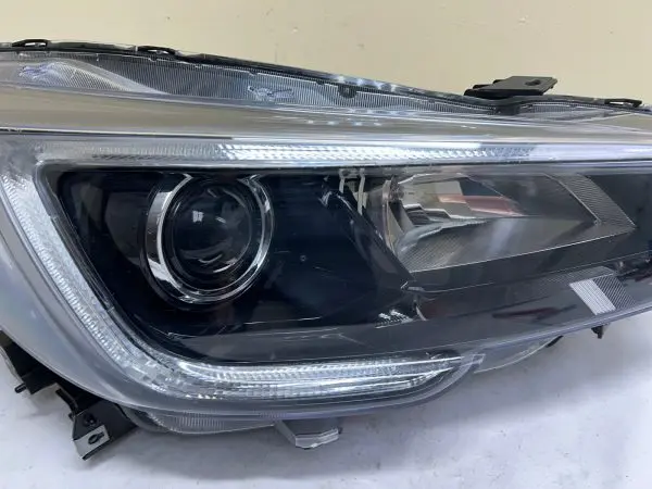 2018 2019 SUBARU LEGACY OUTBACK HALOGEN LED FRONT RIGHT OEM HEADLIGHT - Image 4