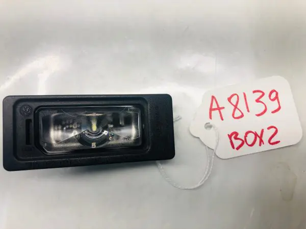 5NA943021, VW ATLAS PASSAT JETTA TIGUAN GOLF REAR LED LICENSE PLATE LIGHT OEM - Image 2