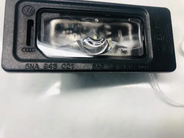 5NA943021, VW ATLAS PASSAT JETTA TIGUAN GOLF REAR LED LICENSE PLATE LIGHT OEM - Image 3