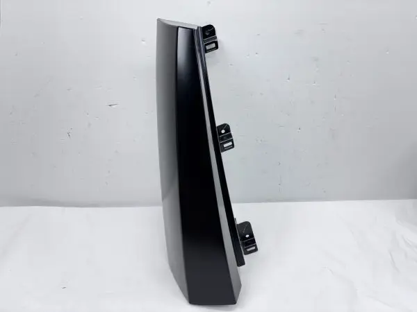 2015-2020 ESCALADE TAHOE SUBURBAN REAR LEFT PANEL PILLAR TRIM MOLDING 23167643