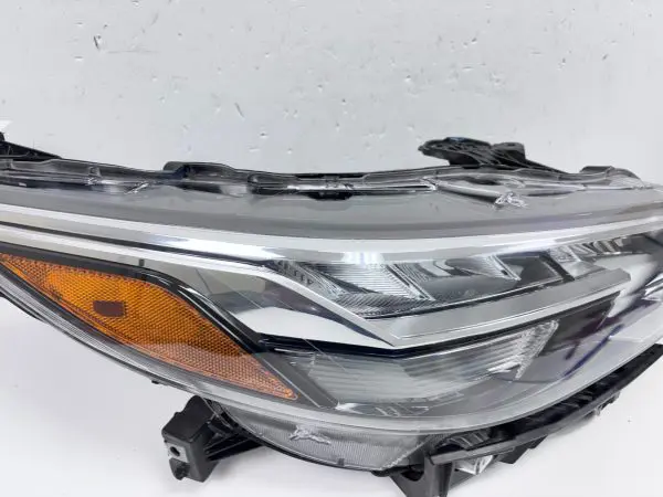 260106LB5A  2020 2021 2022 2023 NISSAN SENTRA LED FRONT RIGHT OEM HEADLIGHT - Image 9