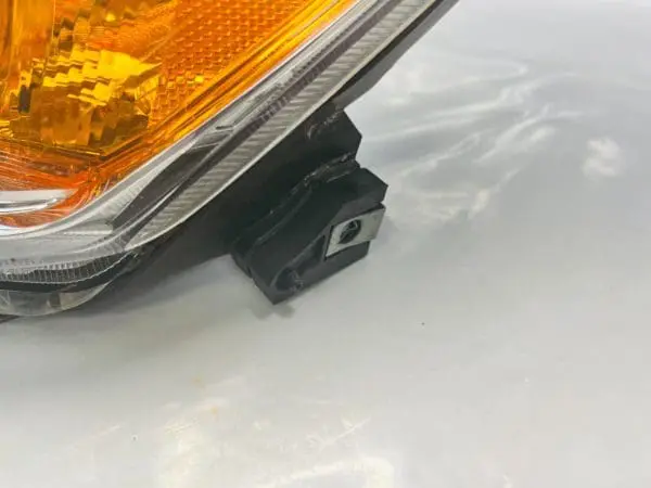2009 2010 2011 2012 TOYOTA RAV4 HALOGEN FRONT LEFT OEM HEADLIGHT ALL TABS - Image 4