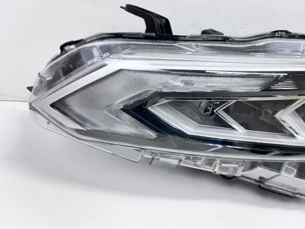 2009 2010 2011 2012 TOYOTA RAV4 HALOGEN FRONT LEFT OEM HEADLIGHT ALL TABS - Image 7