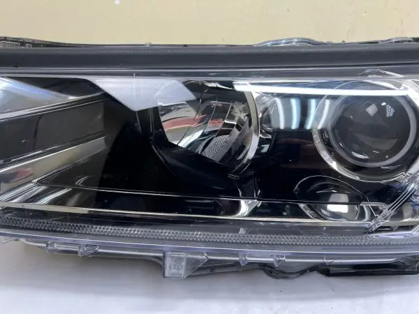2017 2018 2019 TOYOTA HIGHLANDER HALOGEN LED FRONT LEFT OEM HEADLIGHT - Image 4