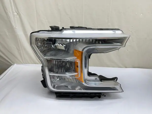 2018 2019 2020 FORD F150 HALOGEN FRONT RIGHT OEM HEADLIGHT