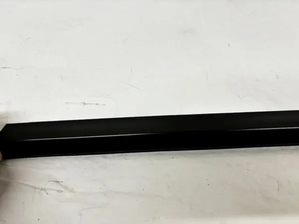 2020 2021 2022 2023 Tesla Model Y front left door belt molding oem 1621166-00-B - Image 9