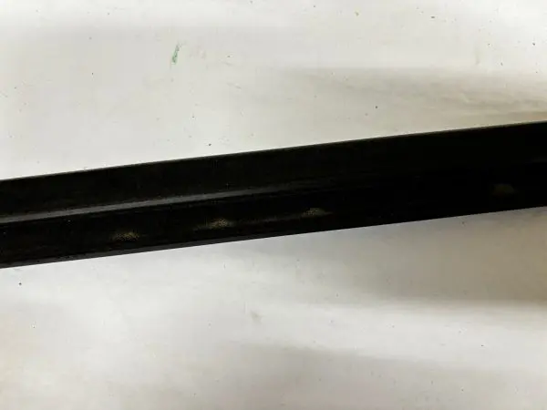 2020 2021 2022 2023 Tesla Model Y front left door belt molding oem 1621166-00-B - Image 14
