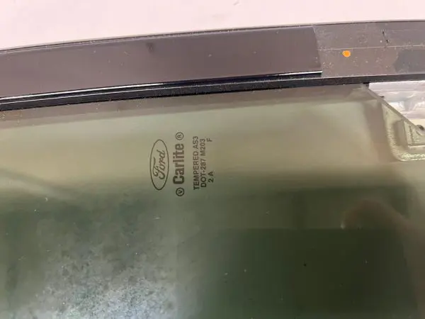 dv11456ypy 2009-2016 2017 2018 2019 Ford Flex Rear Right Vent Window Glas OEM - Image 3