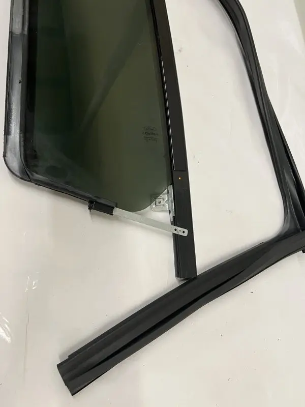 dv11456ypy 2009-2016 2017 2018 2019 Ford Flex Rear Right Vent Window Glas OEM - Image 11