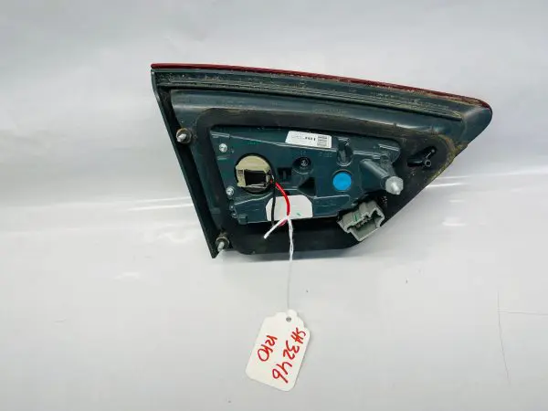 2013 2014 2015 2016 FORD FUSION INNER REAR RIGHT OEM TAIL LIGHT - Image 12