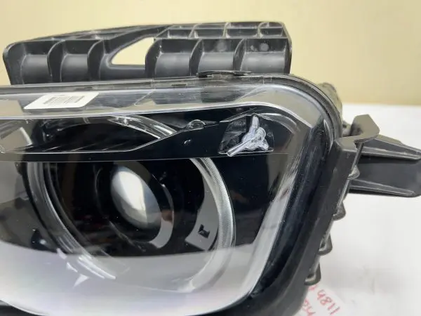2010 2011 2012 2013 CHEVY CAMARO XENON HID FRONT LEFT OEM HEADLIGHT 20981021 - Image 3