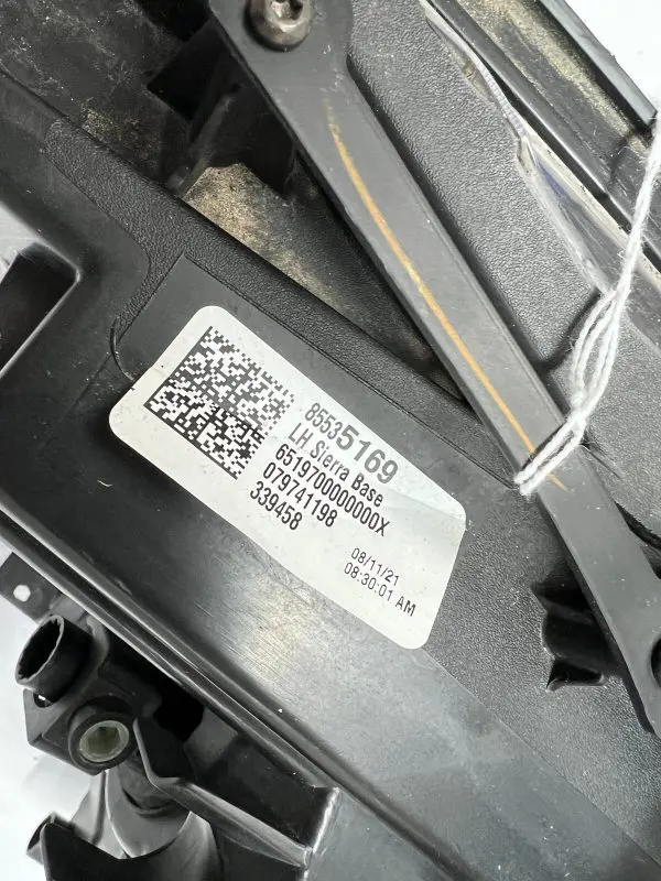 2019 2020 2021 gmc sierra 1500 led front left oem headlight 85535169 broken tabs - Image 20