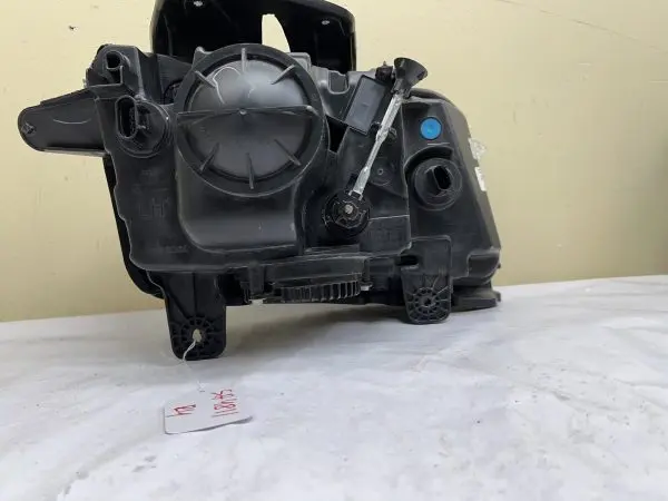 2010 2011 2012 2013 CHEVY CAMARO XENON HID FRONT LEFT OEM HEADLIGHT 20981021 - Image 16