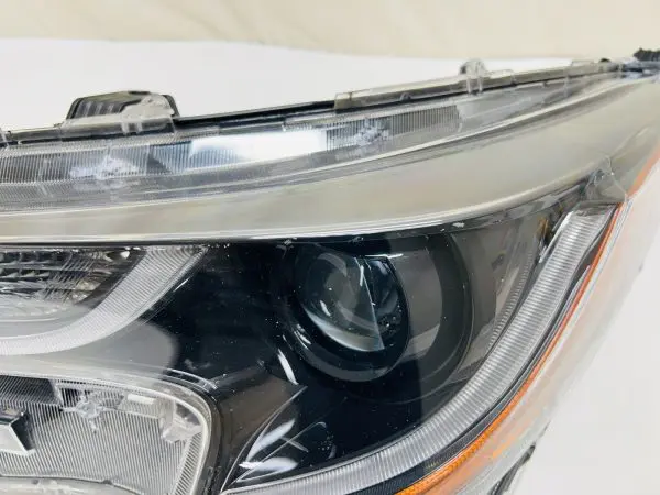 2020 2021 2022 TOYOTA COROLLA LED  FRONT LEFT OEM HEADLIGHT DAMAGED - Image 6