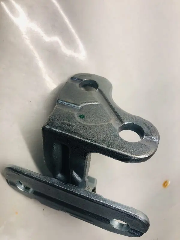 T4N2595 2016-2020 JAGUAR F-PACE, I-PACE, XF, XE FRONT LOWER RIGHT OEM DOOR HINGE - Image 7