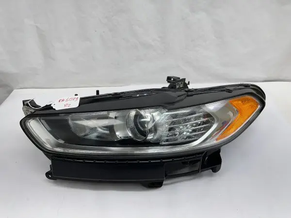 ds7313w030cd  2013 2014 2015 2016 ford fusion halogen front left oem headlight