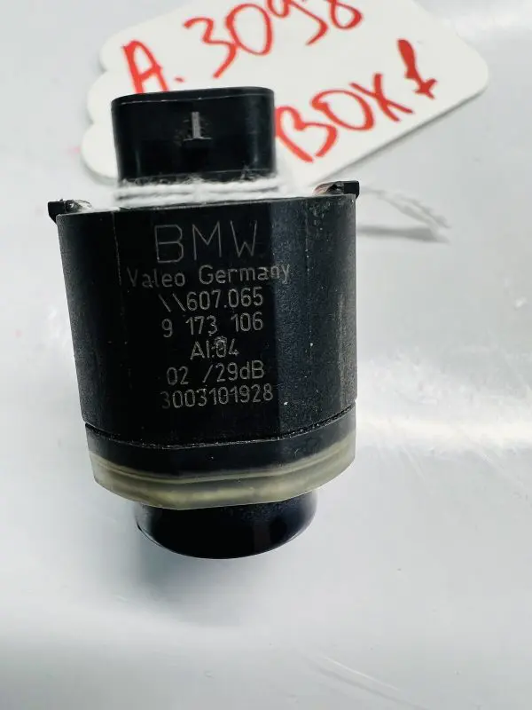9173106 2009 2010 2011 2012 2013 2014 2015 BMW 7 750 740 PDC OEM PARKING SENSOR - Image 7