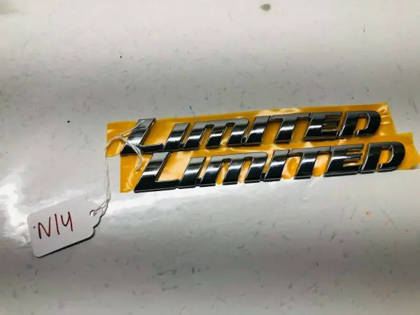 TOYOTA NAMEPLATE 2 PIECES TAILGATE STICKERS EMBLEM
