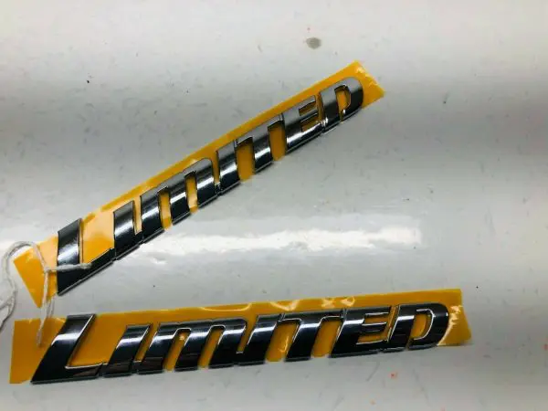 TOYOTA NAMEPLATE 2 PIECES TAILGATE STICKERS EMBLEM - Image 4