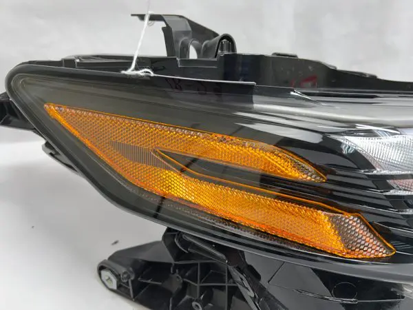 2018-2020 2021 2022 2023 TOYOTA CAMRY XLE FULL LED BLACK TRD RIGHT OEM HEADLIGHT - Image 9