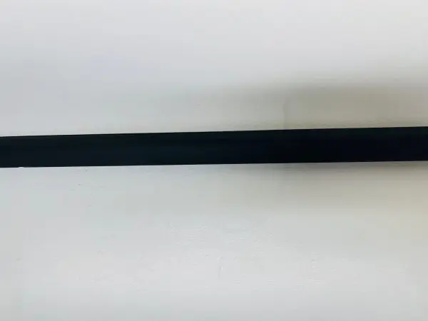 2016 2017 2018 2019 CHEVY VOLT FRONT RIGHT WINDOW BELT MOLDING OEM 23114914 - Image 6