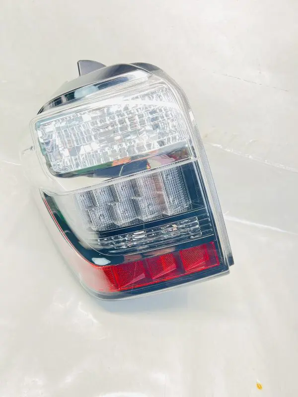 2014-2017 2018 2019 2020 2021 2022 2023 TOYOTA 4RUNNER REAR LEFT OEM TAIL LIGHT