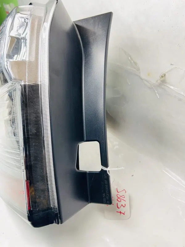 2014-2017 2018 2019 2020 2021 2022 2023 TOYOTA 4RUNNER REAR LEFT OEM TAIL LIGHT - Image 4