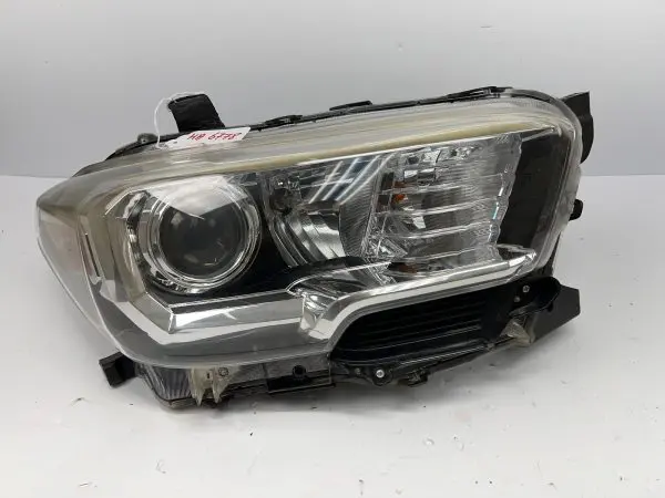 2016 2017 2018 2019 2020 2021 2022 toyota tacoma halogen  right oem headlight - Image 2