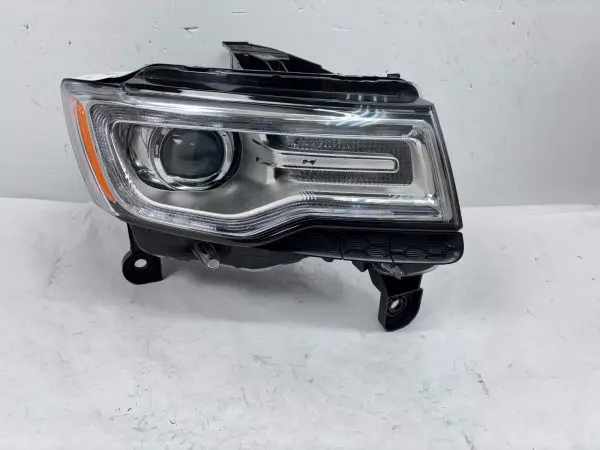 2014 2015 2016 JEEP GRAND CHEROKEE XENON HID FRONT RIGHT OEM HEADLIGHT