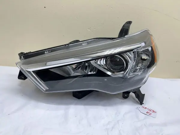 🌟MINT 2014 2015 2016 2017 2018 2019 2020 TOYOTA 4RUNNER HALOGEN LEFT HEADLIGHT