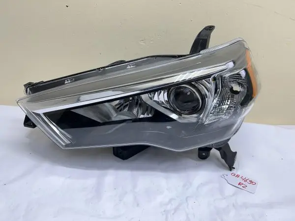 🌟MINT 2014 2015 2016 2017 2018 2019 2020 TOYOTA 4RUNNER HALOGEN LEFT HEADLIGHT - Image 2