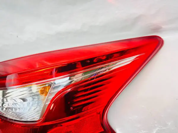 2016 2017 2018 2019 NISSAN SENTRA HALOGEN LED REAR RIGHT  OEM TAIL LIGHT - Image 4