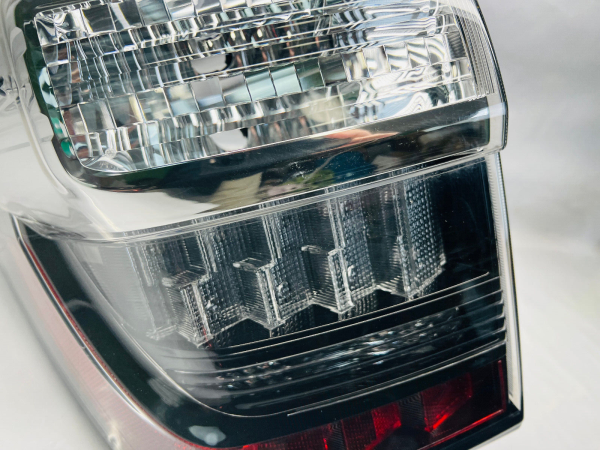 2014-2017 2018 2019 2020 2021 2022 2023 TOYOTA 4RUNNER REAR LEFT OEM TAIL LIGHT - Image 7
