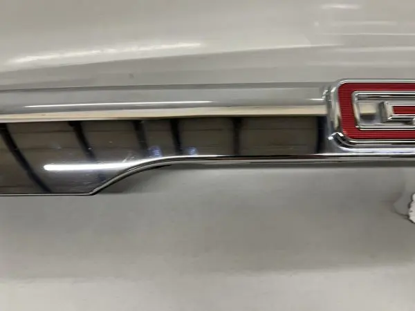 84431662 2017 2018 2019 GMC ACADIA REAR OEM TAILGATE CHROME TRIM MOLDING - Image 10