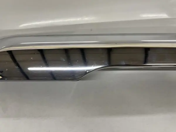 84431662 2017 2018 2019 GMC ACADIA REAR OEM TAILGATE CHROME TRIM MOLDING - Image 11