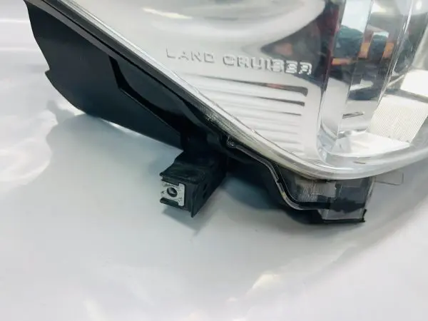 2013 2014 2015 TOYOTA LAND CRUISER XENON HID FRONT RIGHT OEM HEADLIGHT - Image 13