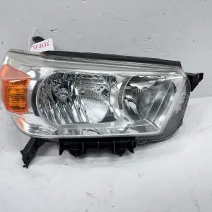 ALL TABS 2010 2011 2012 2013 TOYOTA 4RUNNER HALOGEN FRONT RIGHT OEM HEADLIGHT