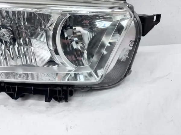 ALL TABS 2010 2011 2012 2013 TOYOTA 4RUNNER HALOGEN FRONT RIGHT OEM HEADLIGHT - Image 5