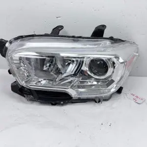 2016 2017 2018 2019 2020 2021 2022 toyota tacoma halogen left oem headlight