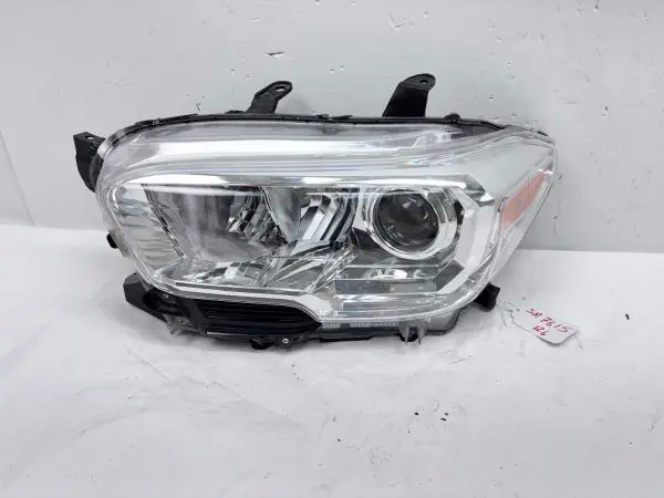 2016 2017 2018 2019 2020 2021 2022 toyota tacoma halogen left oem headlight - Image 2