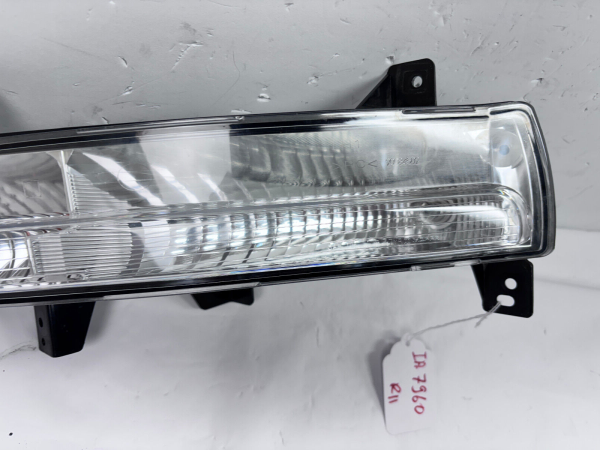 2017 2018 2019 2020 2021 JEEP COMPASS HALOGEN FRONT LEFT OEM TURN SIGNAL - Image 4
