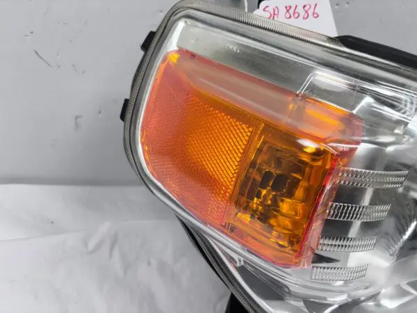 ALL TABS 2010 2011 2012 2013 TOYOTA 4RUNNER HALOGEN FRONT RIGHT OEM HEADLIGHT - Image 11