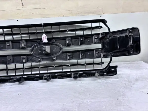 OEM 2018 2019 2020 FORD F150 FRONT GRILLE jl3z8200fcptm NEW NOT PAINTED - Image 14