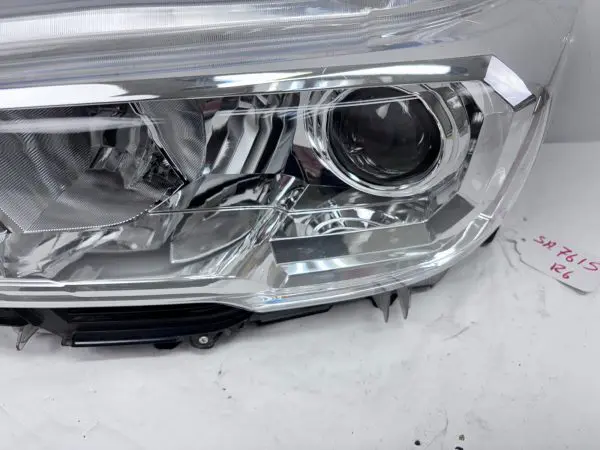 2016 2017 2018 2019 2020 2021 2022 toyota tacoma halogen left oem headlight - Image 13