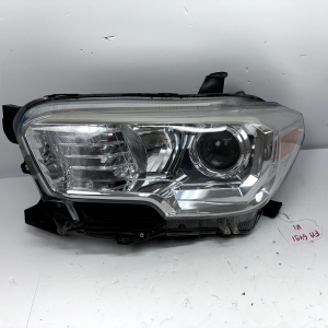 2017 2018 2019 2020 2021 JEEP COMPASS HALOGEN FRONT LEFT OEM TURN SIGNAL