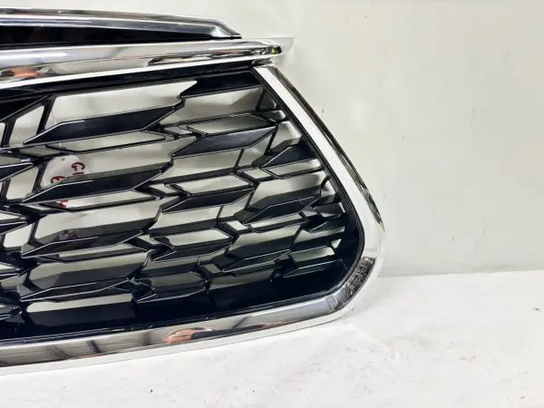 🎈nice🎈  53111-0E250 2020 2021 2022 toyota highlander chrome front oem grille - Image 2