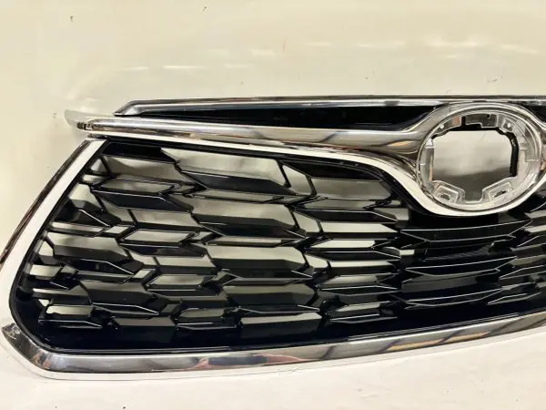 🎈nice🎈  53111-0E250 2020 2021 2022 toyota highlander chrome front oem grille - Image 9