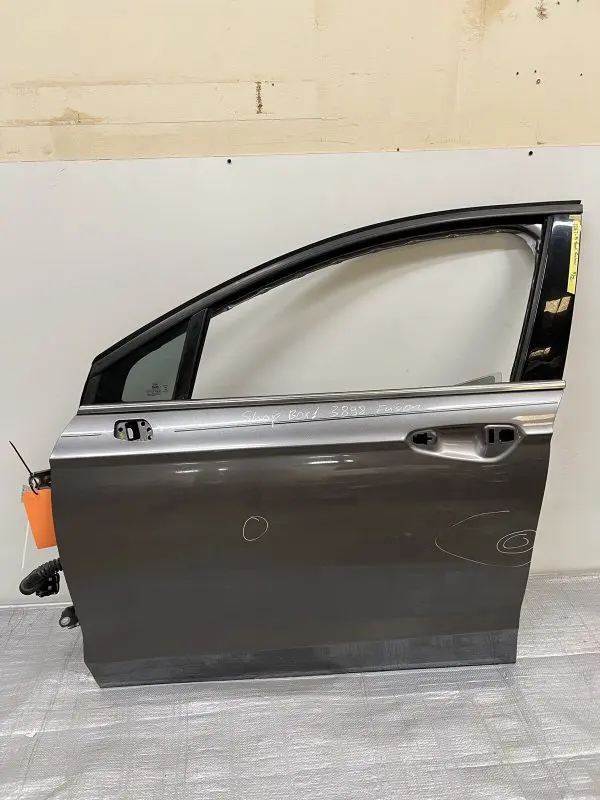 2013 2014 2015 2016 2017 2018 2019 2020 Ford Fusion Front Left OEM Door Grey