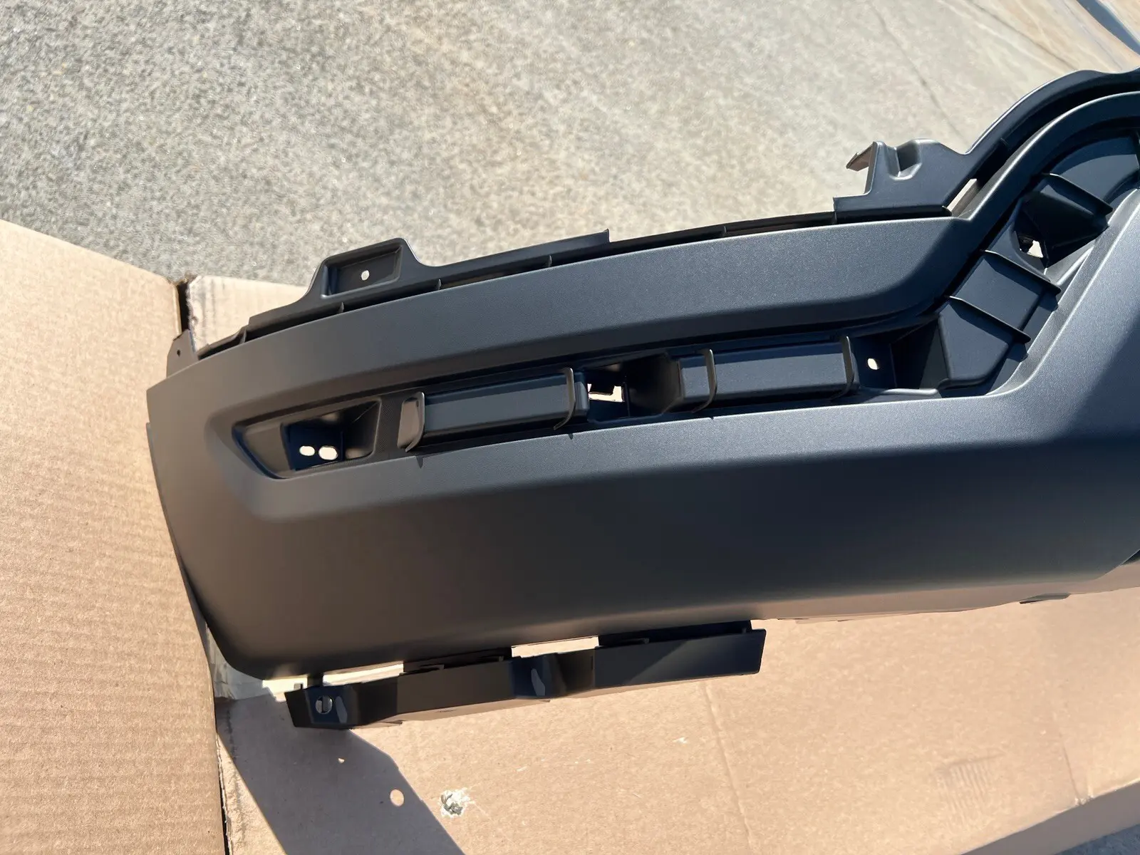 2018 2019 FORD EXPLORER  FRONT LOWER BUMPER COVER VALANCE OEM GENUINE - Image 14